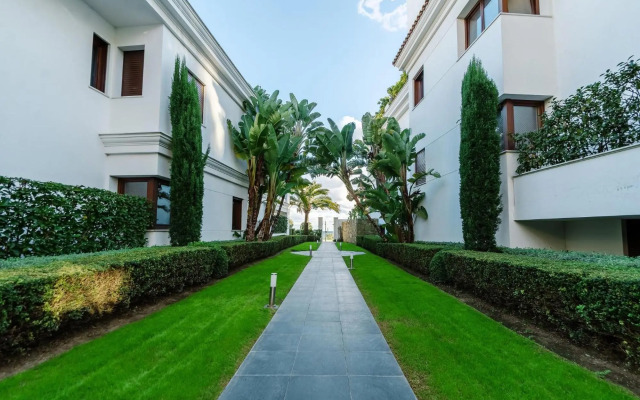 LUXURY APARTMENT FRONTAL BEACH in Doncella Beach