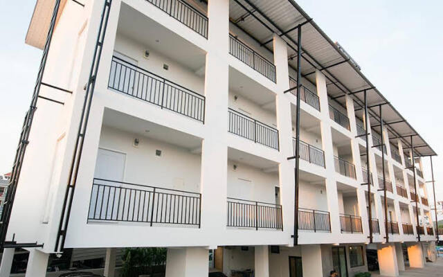 Pixel Hostel Phuket Airport