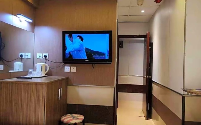 New Mong Kok Guest House – Guest Rooms – Kowloon