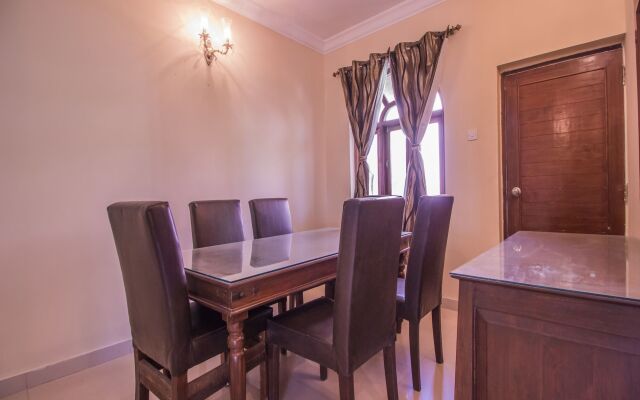 OYO 11424 Home Elegant 3BHK Villa Near Dona Paula Beach