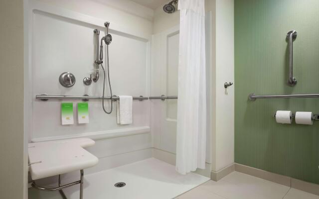 Home2 Suites by Hilton Philadelphia - Convention Center, PA