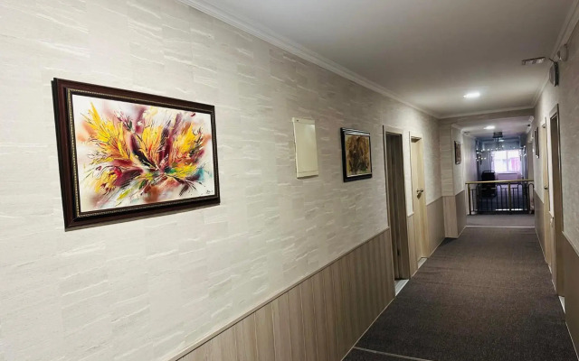 Hotel Cosmos
