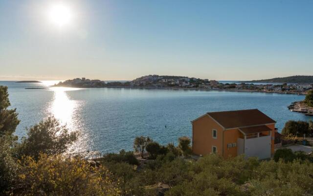 Sea Bliss Luxury Villa - Sevid