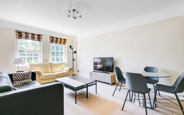 Modern 2 Bedroom Flat In South Kensington