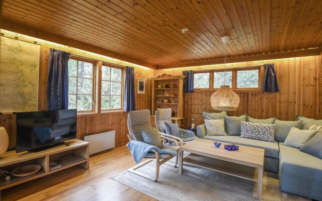 Nice Home in Strömstad With 2 Bedrooms and Wifi