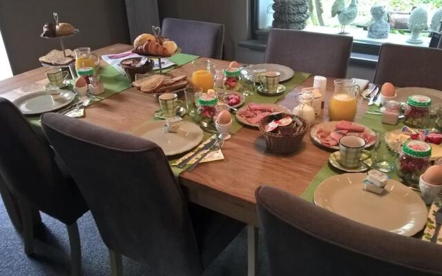 B&B Rosteline
