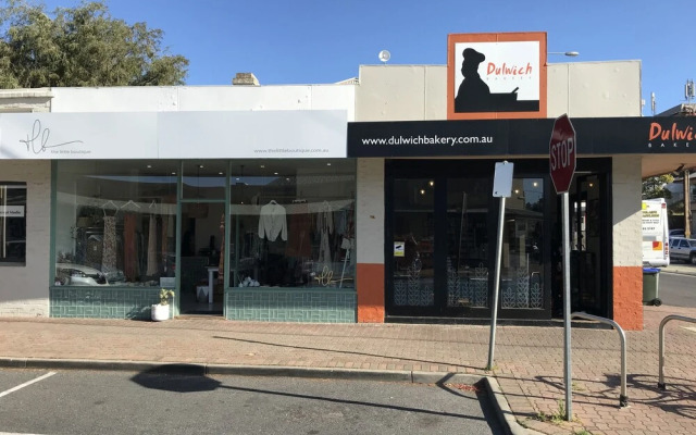 Adelaide Beachside 4 Bedroom House With Parking