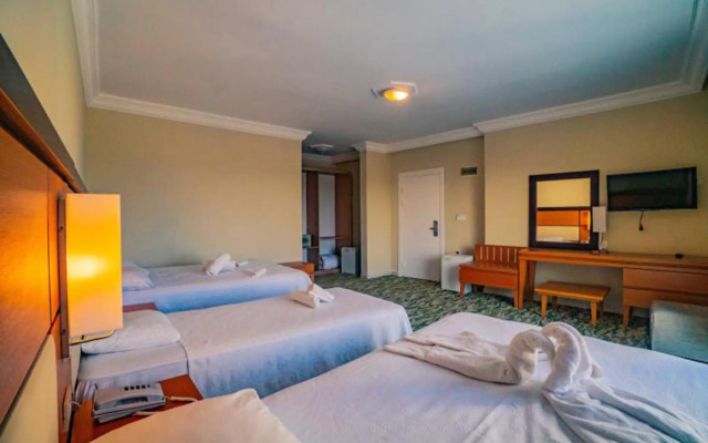 Prenses Sealine Beach Hotel