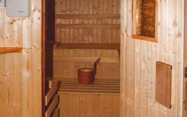 Chalet With 6 Bedrooms in Saint-martin-de-belleville, With Wonderful M