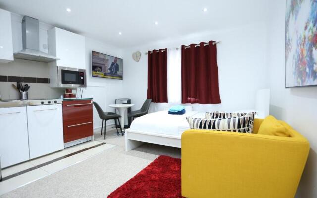 Classic Studio Lytham Up London