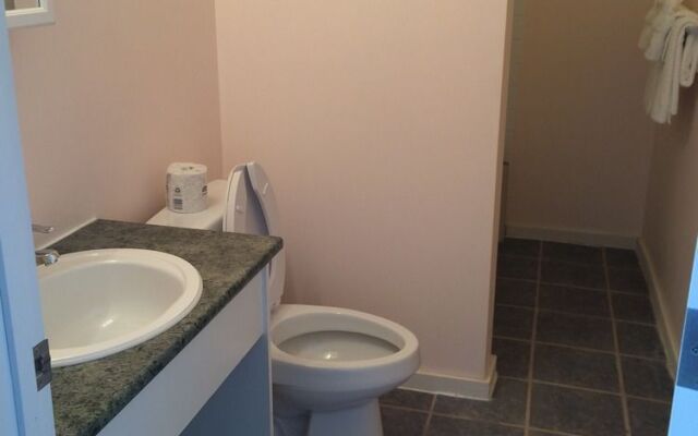 Imperial Hunter Hotel