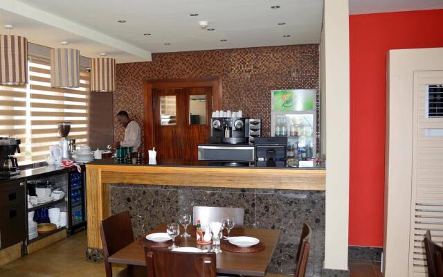 Roots Hotel Apartment