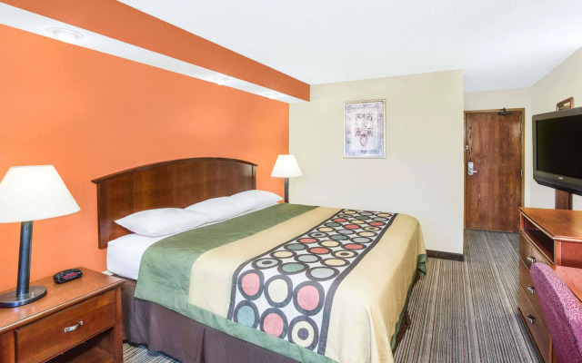 Coastal Inn & Suites - Wilmington, NC