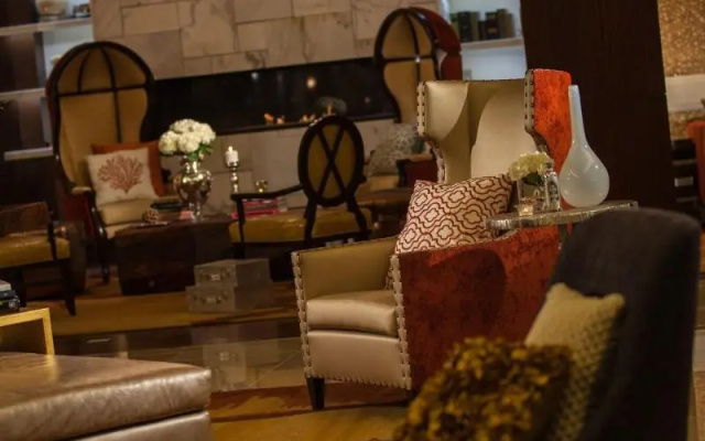 Renaissance Baton Rouge Hotel