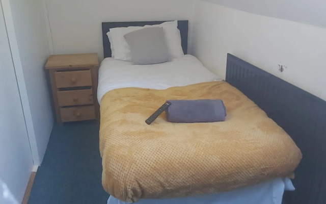 OYO Tudor Lodge - Redcar Beach