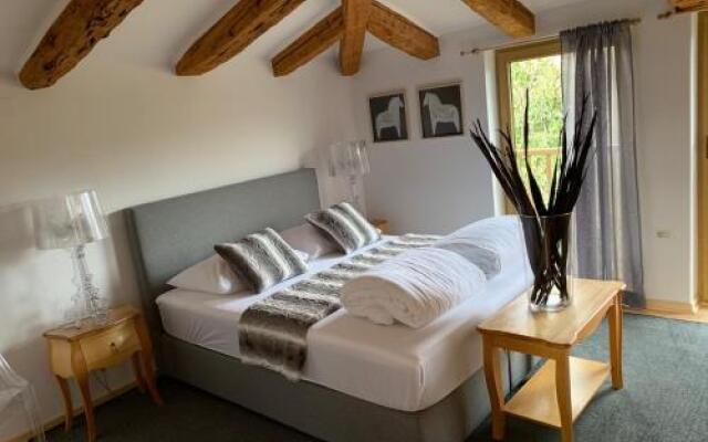 Residence Apolonija Guest House