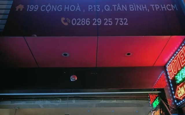 Tan Truong Son Hotel