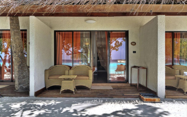 NAKAI Maayafushi Resort
