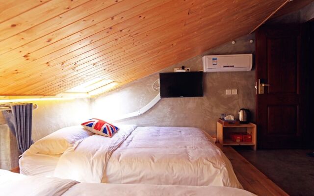 Maan Coco Travelling With Inn No.1