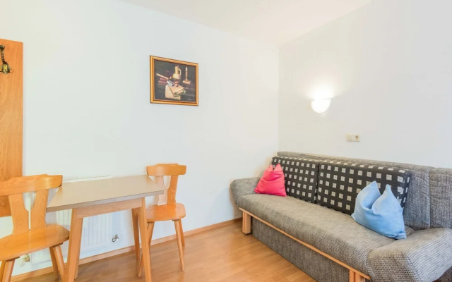 Apartment in Huben Near Ski Slopes