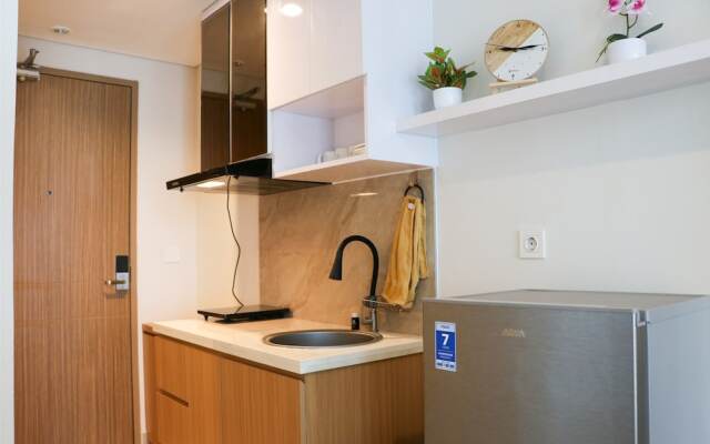 Elegant And Comfy Studio At Tamansari Iswara Apartment