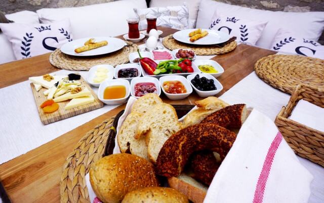 Simira Hotel