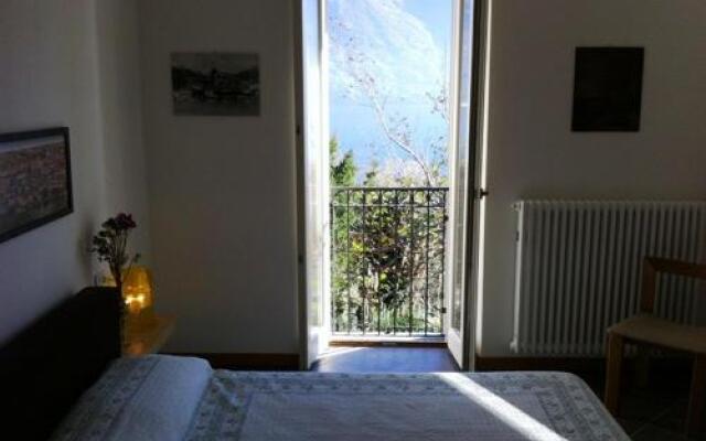 Casa Amarilla