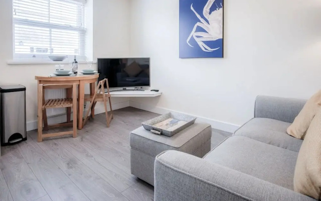 Myrtle - 1 Bedroom Apartment - Saundersfoot