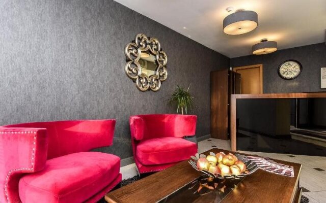 Muza Hotel