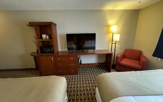 Crossroads Hotel