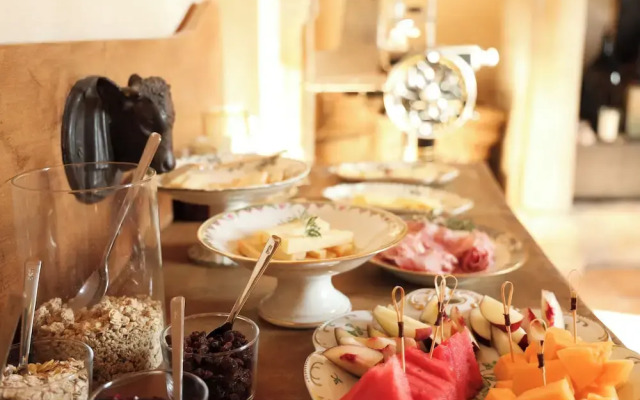 Prieuré Saint Nicolas - Les Maisons