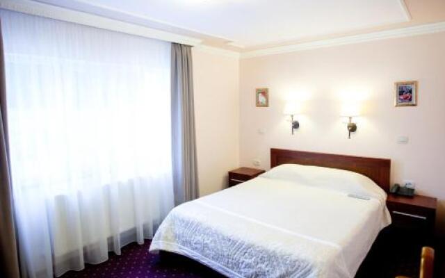 Hotel Parc Tecuci