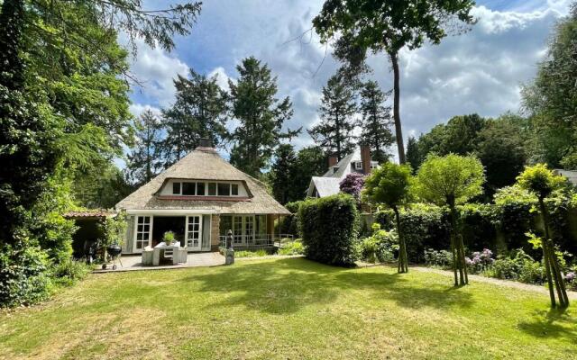 Exclusive villa AMS area