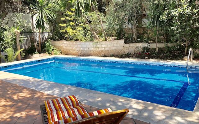 Rentcostadelsol Villa Pinares