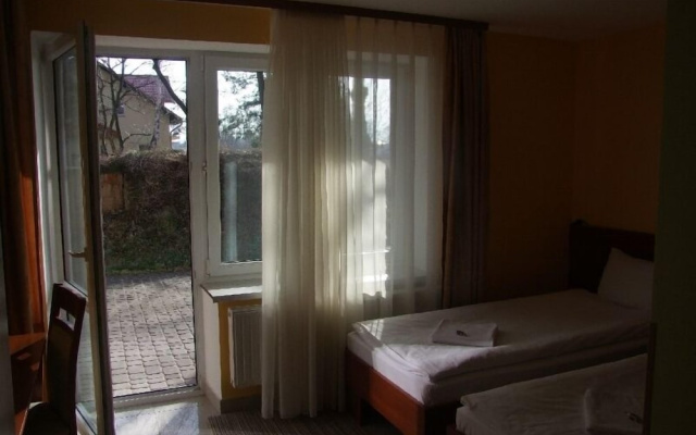 Pokoje Gościnne Warneńczyka 85A