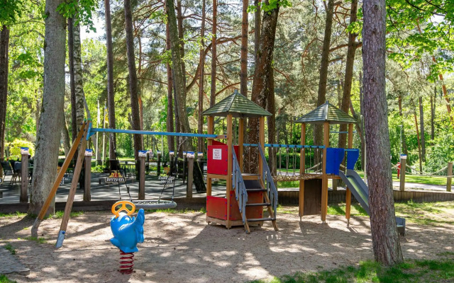 Palangos Zuvedra Hotel