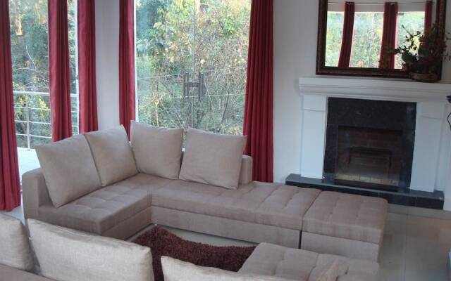 V Resorts Midwood Breeze Dehradun