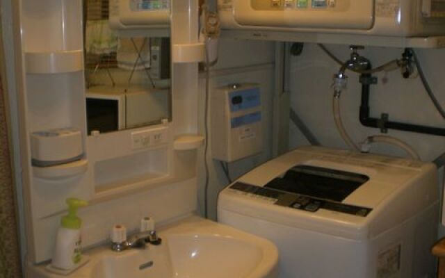 Guesthouse Sea Pappa — Women Only (гостевой дом для женщин)