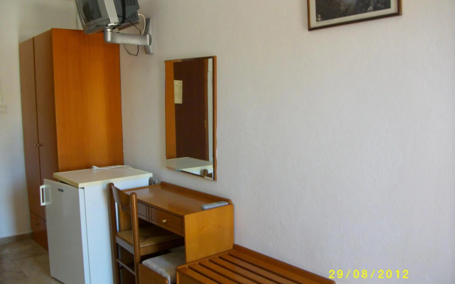 Samaria Pension & Restaurant