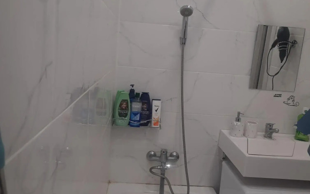 Квартира посуточно в 3м микрорайоне 16