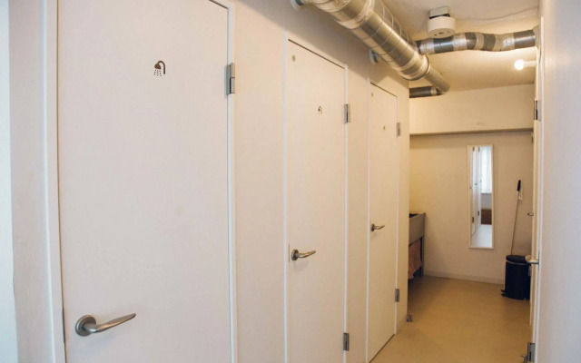 IRORI Nihonbashi Hostel and Kitchen