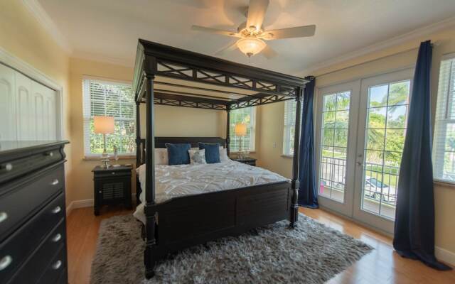 Mango Breeze Apartment 4