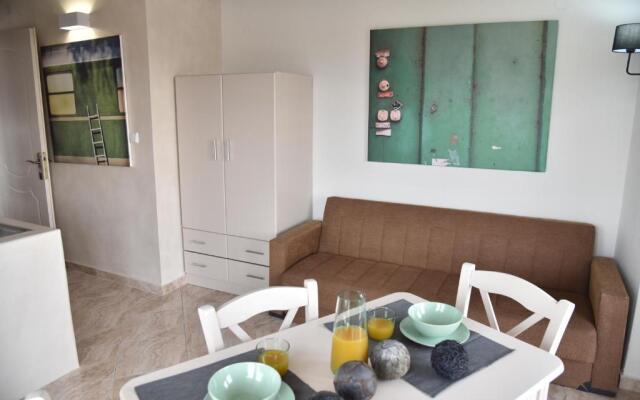 KyMa Studios and Suites