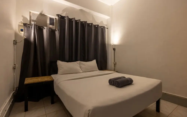 Mad Monkey Cebu City - Adults Only