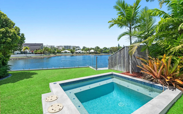 Blue Lagoon Villas