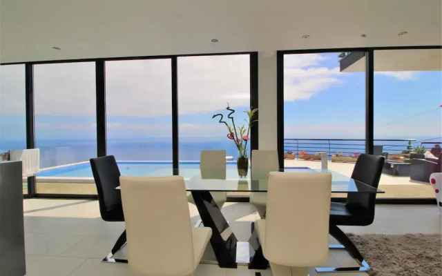Plaza Villa with Private Pool