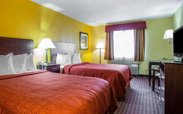 AmericInn by Wyndham Mosinee Central Wisconsin Airport