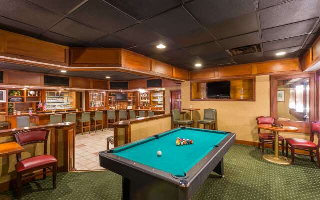 Days Inn & Conf Center by Wyndham Southern Pines Pinehurst