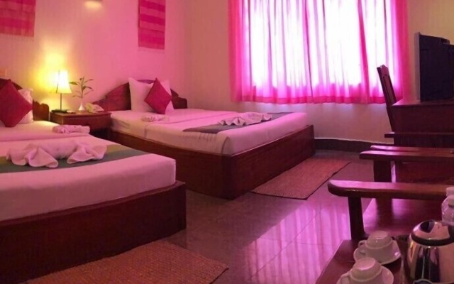 Forest King Hotel