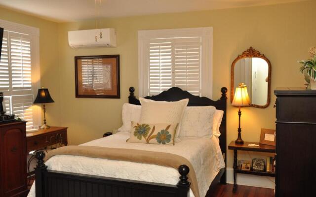 Trowell Historic Inn